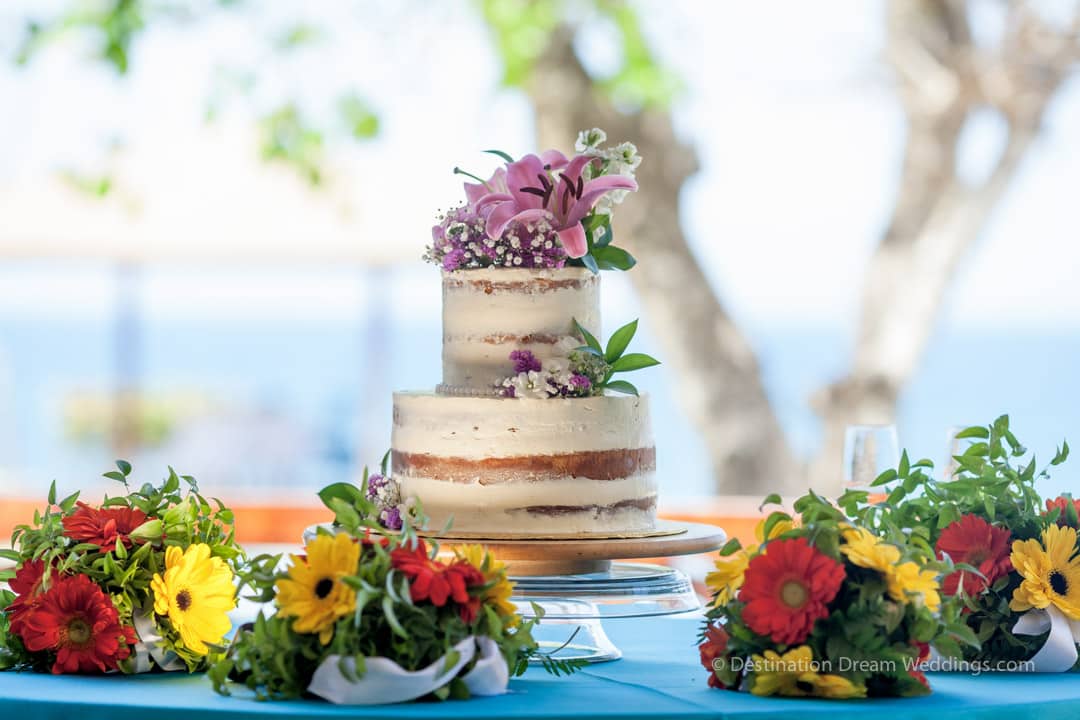 wedding cake beautiful display